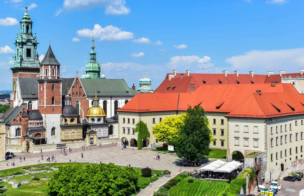 Where to go in Europe in summer: Wawel Castle and Cathedral in Krakow, Poland